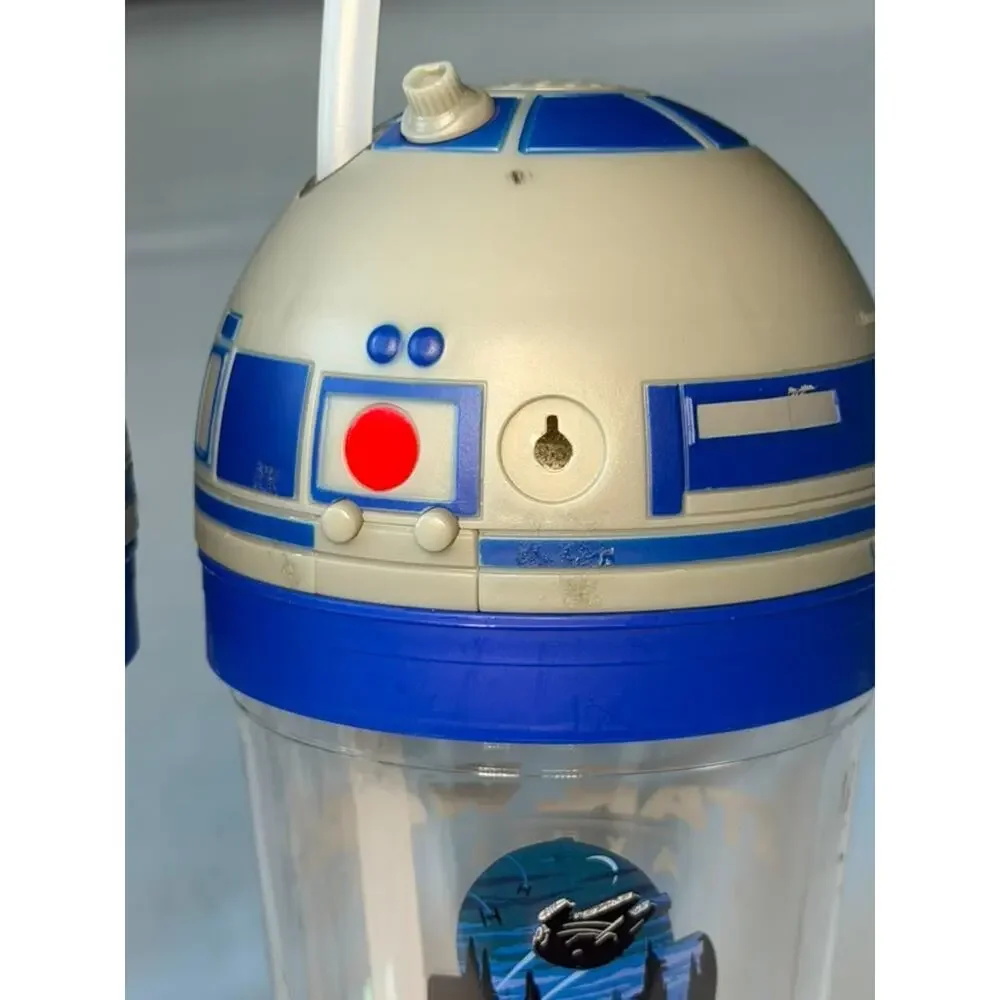 Star Wars Galaxy's Edge Landing 2019 R2-D2 Droid Tumbler Cup (Set of 2)